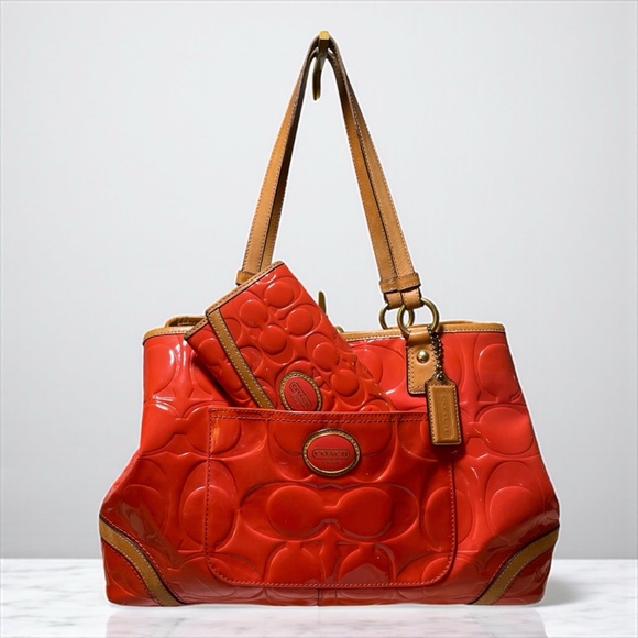 Coach Peyton Embossed Patent Framed Shopper with Wallet 🧡 - Picture 1 of 17